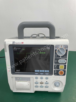 Hospital Medical Equipment Mindray BeneHeart D6 Defibrillator Machine In Good Working Condition.